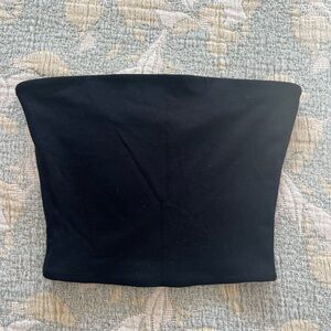 Clyque Black Strapless Crop Top